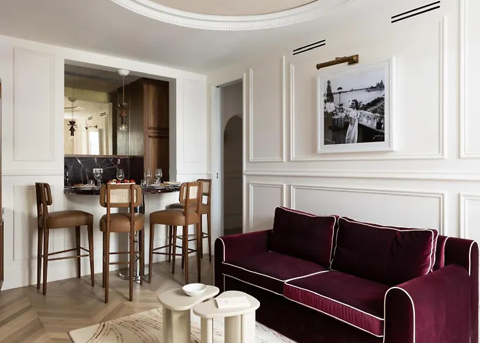 Apartament Sublim With Ac Next To Arc De Triomphe *